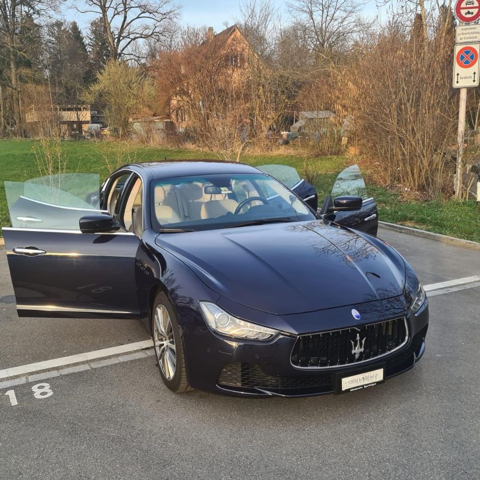 Otvorena vrata – prednji pogled